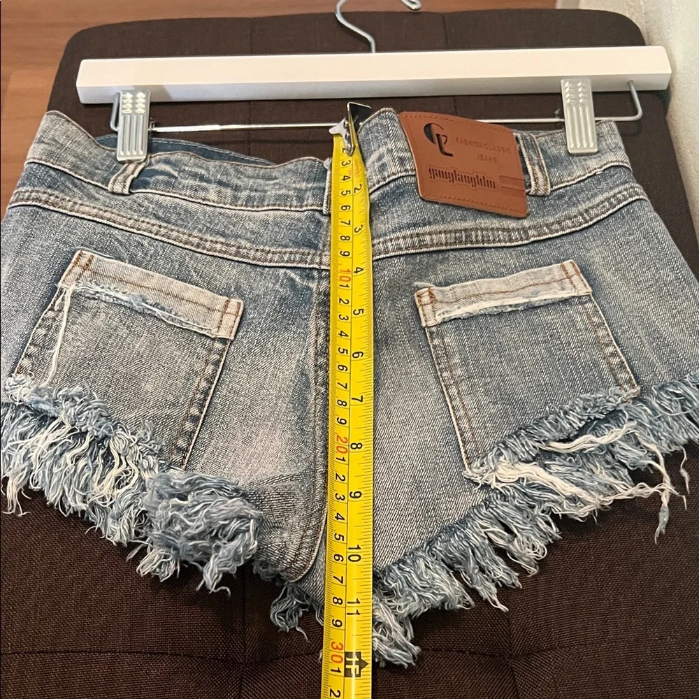 #1263**Blue Frayed Denim Shorts - Picture 3 of 5